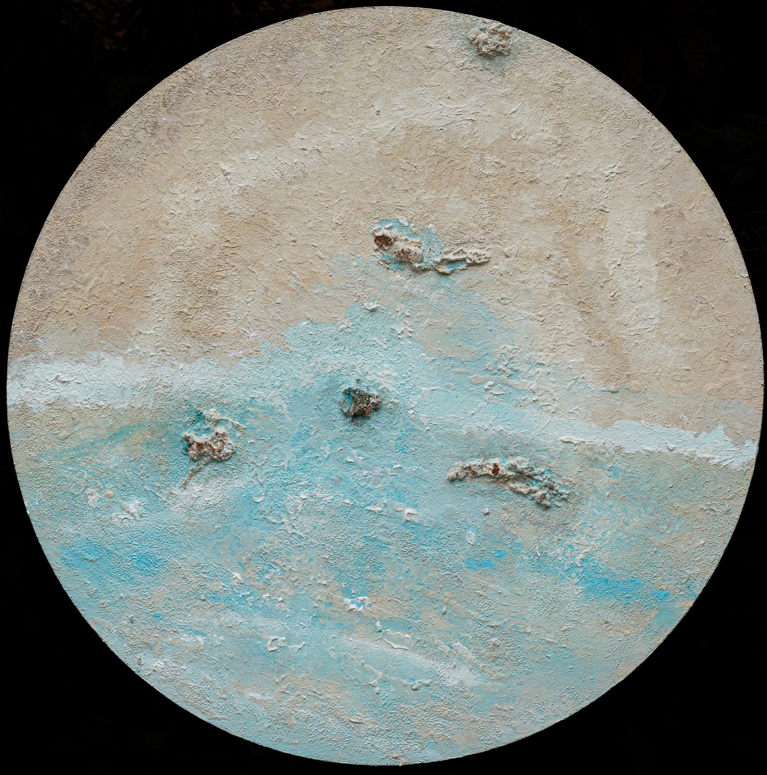 Playa Conchal 2 — original mixed media on canvas with brazilian semi-precious stones and pyrite by Malu Moreira, 130 cm diameter (51.2" diameter)